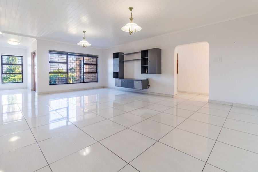 To Let 2 Bedroom Property for Rent in Plattekloof 2 Western Cape